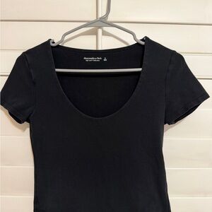 Abercrombie baby tee